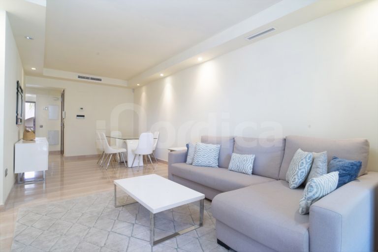 Apartment for sale in Medina de Banús