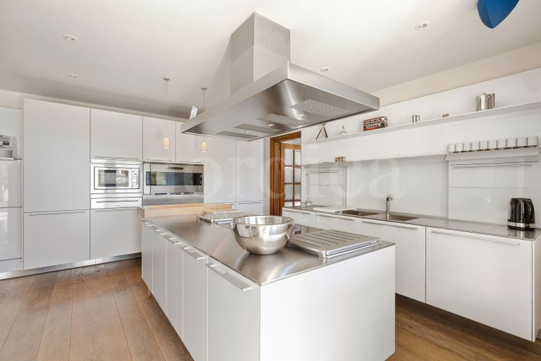 Zweistöckiges Penthouse zu verkaufen in Las Alamandas