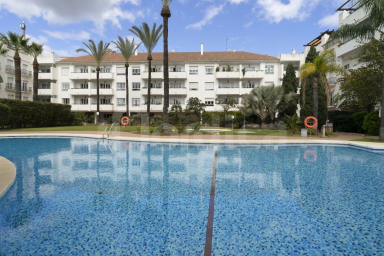 Apartment for sale in Altos del Rodeo