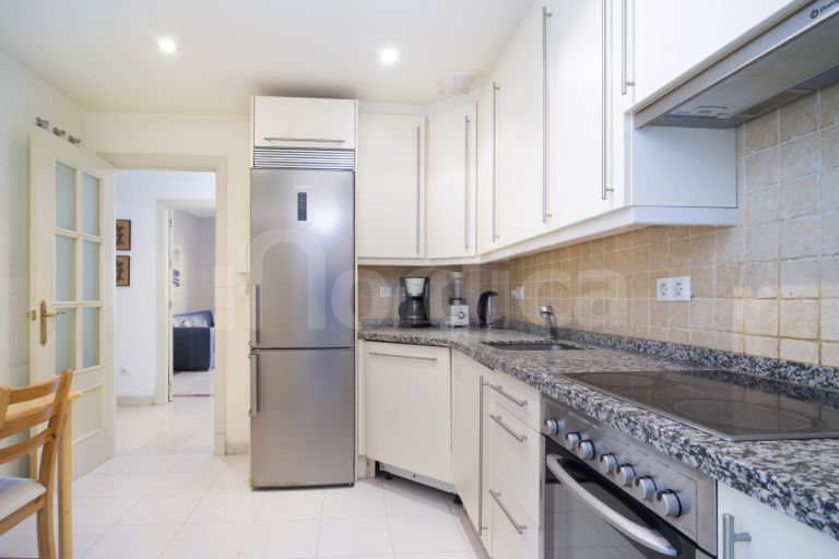 Apartment for sale in Altos del Rodeo