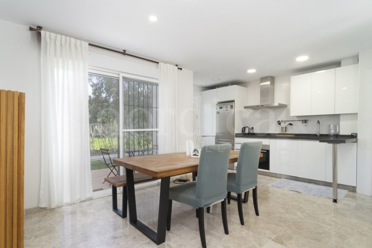 Erdgeschosswohnung zu verkaufen in Los Naranjos de Marbella