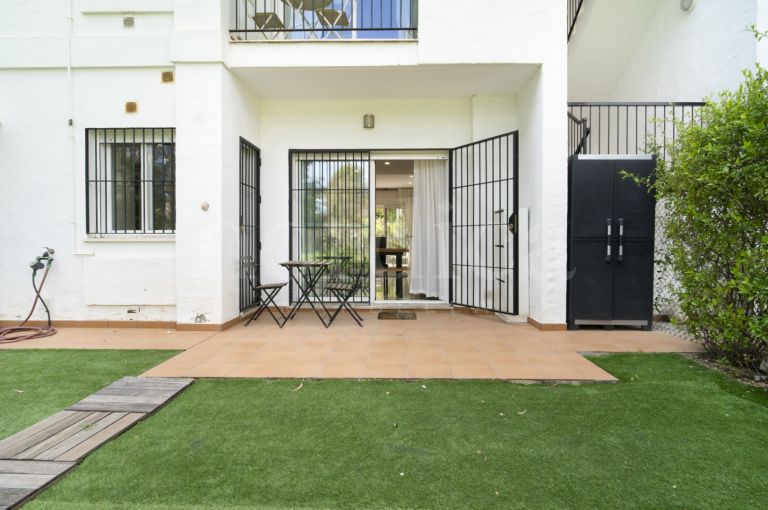 Erdgeschosswohnung zu verkaufen in Los Naranjos de Marbella