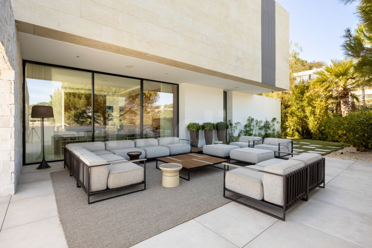 Villa for sale in El Madroñal