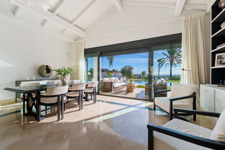 Villa for sale in Haza del Conde