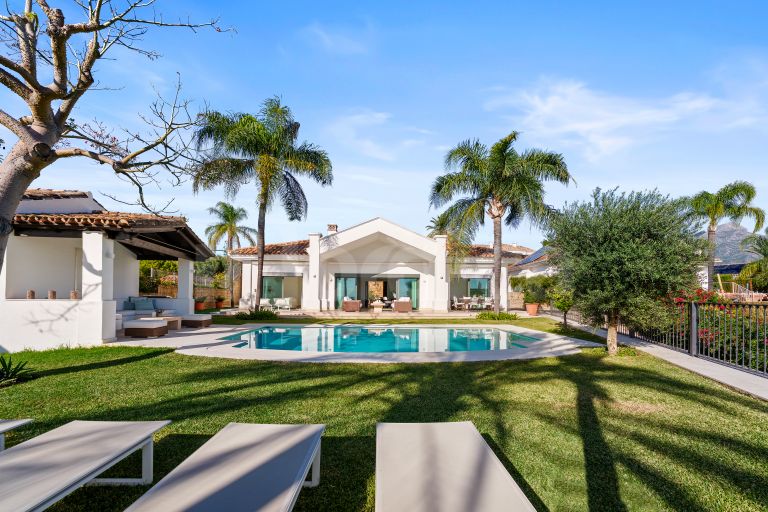 Villa for sale in Haza del Conde