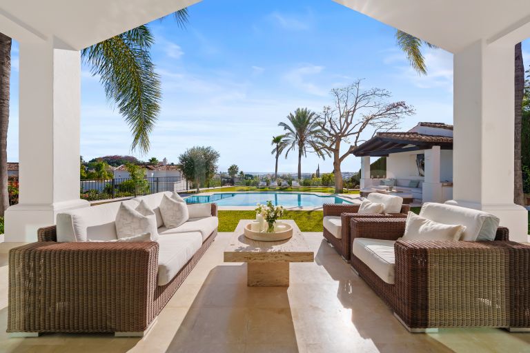 Villa for sale in Haza del Conde