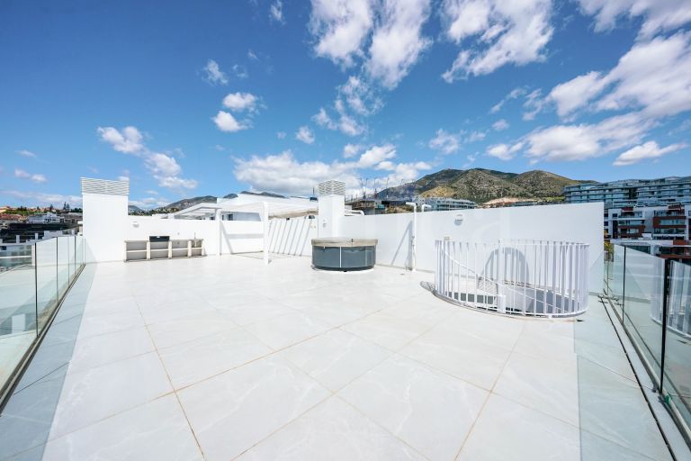 Duplex Penthouse for sale in Reserva del Higuerón
