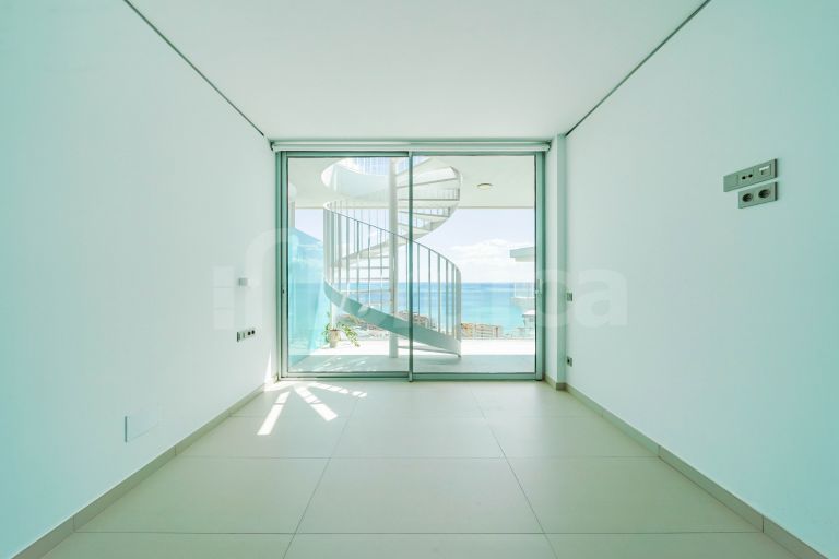 Duplex Penthouse for sale in Reserva del Higuerón