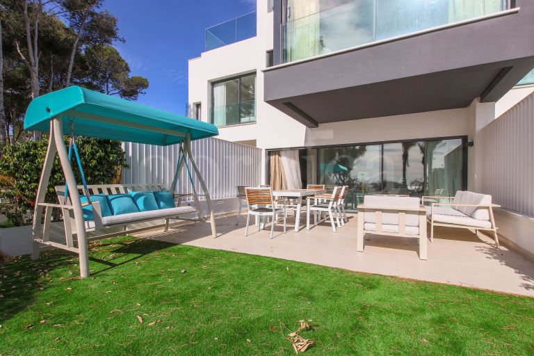 Frontline beach townhouse for sale