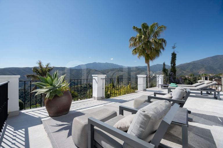 Villa till salu i Sierra Blanca Country Club