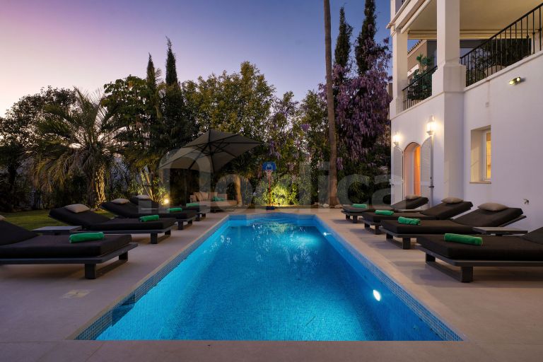 Villa till salu i Sierra Blanca Country Club