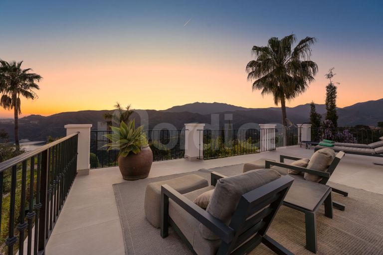 Villa till salu i Sierra Blanca Country Club