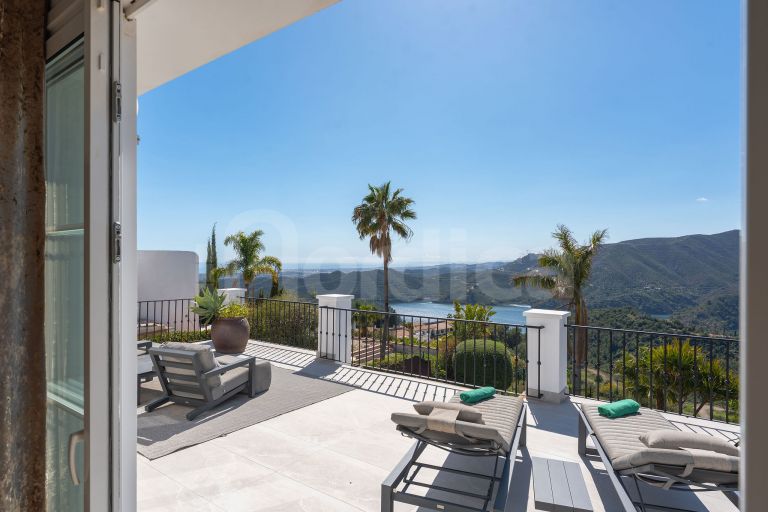 Villa till salu i Sierra Blanca Country Club