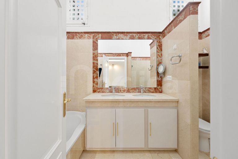 Villa till salu i Sierra Blanca Country Club