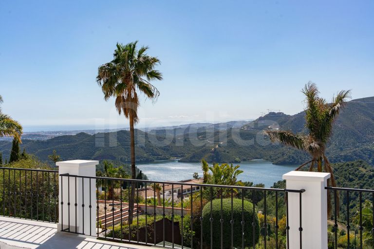 Villa till salu i Sierra Blanca Country Club