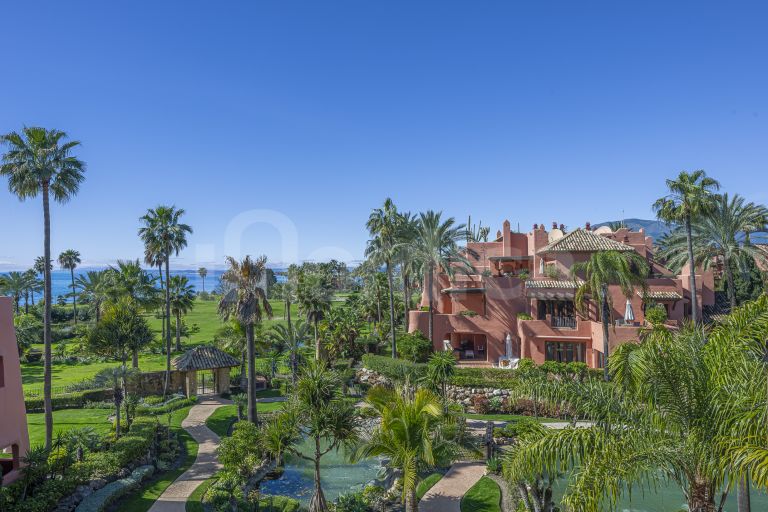 Penthouse for sale in Torre Bermeja