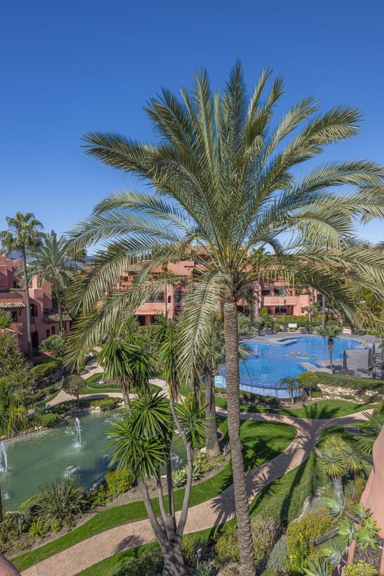 Penthouse for sale in Torre Bermeja