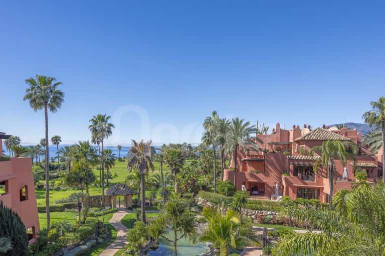 Penthouse for sale in Torre Bermeja