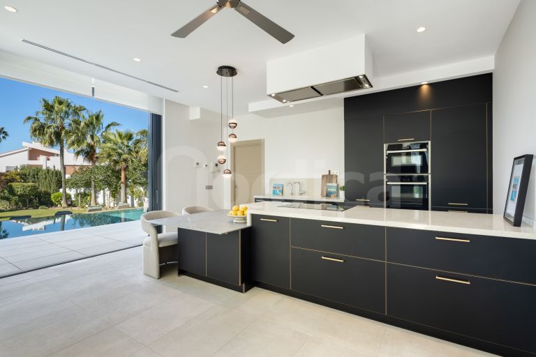 Villa en venta en Parcelas del Golf