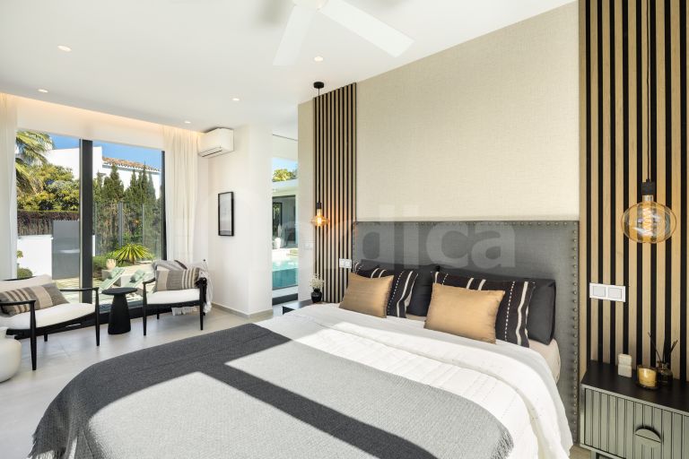 Villa en venta en Parcelas del Golf