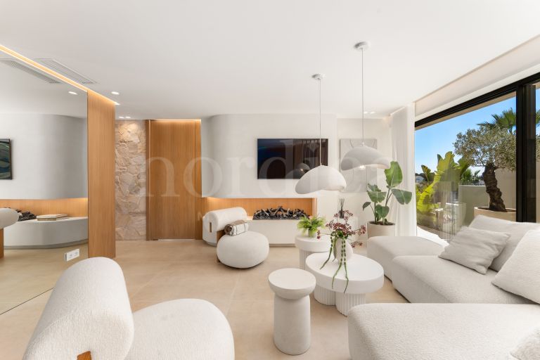 Villa en venta en Nueva Andalucia