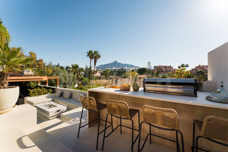 Villa till salu i Nueva Andalucia