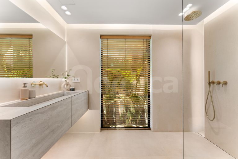 Villa till salu i Nueva Andalucia