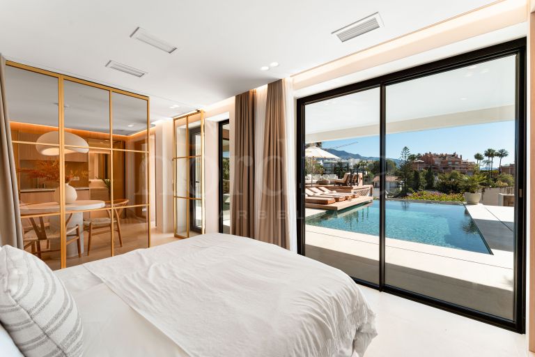 Villa en venta en Nueva Andalucia