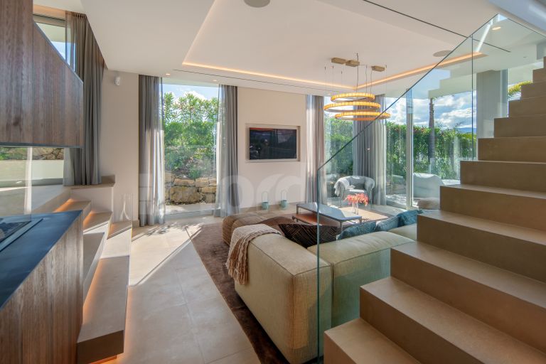Villa till salu i Nueva Andalucia