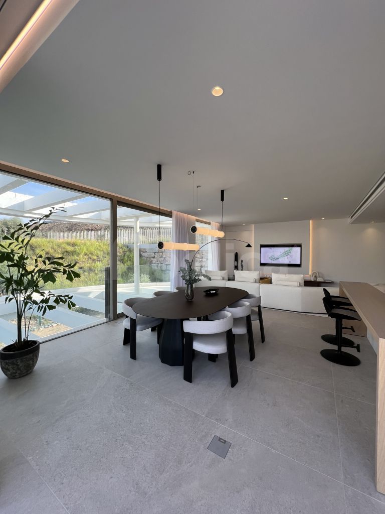 Ático en venta en The View Marbella