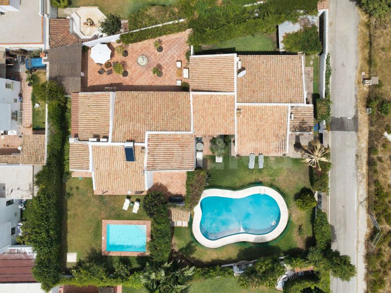 Villa for sale in Isdabe