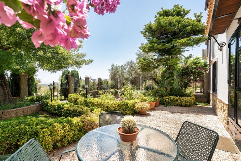 La Aragonesa – An Authentic Andalusian Estate with History and Character