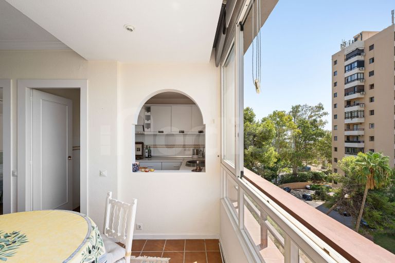 Apartamento con excelente ubicación cerca de servicios