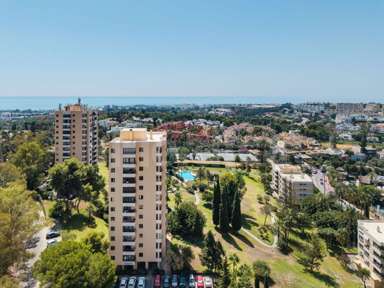 Apartamento con excelente ubicación cerca de servicios