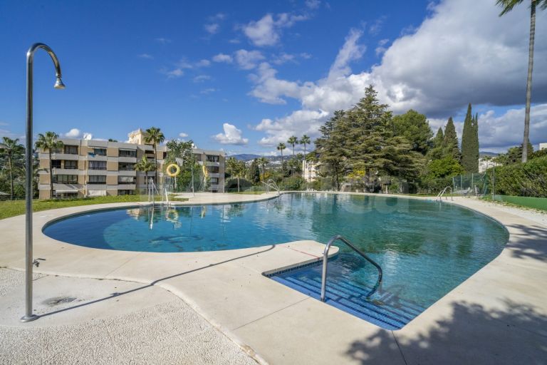 Apartamento en venta en Torres de Aloha