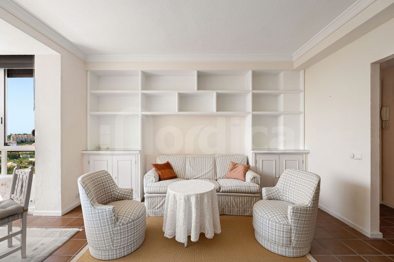 Apartamento con excelente ubicación cerca de servicios
