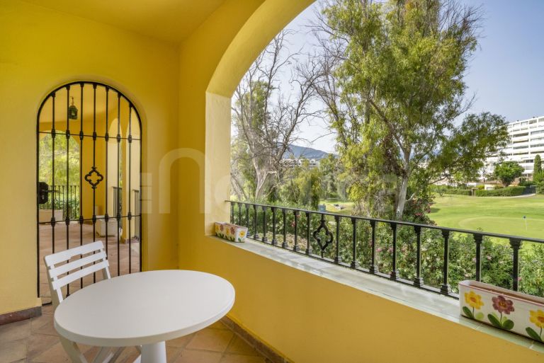 Apartamento en venta en Guadalmina Alta