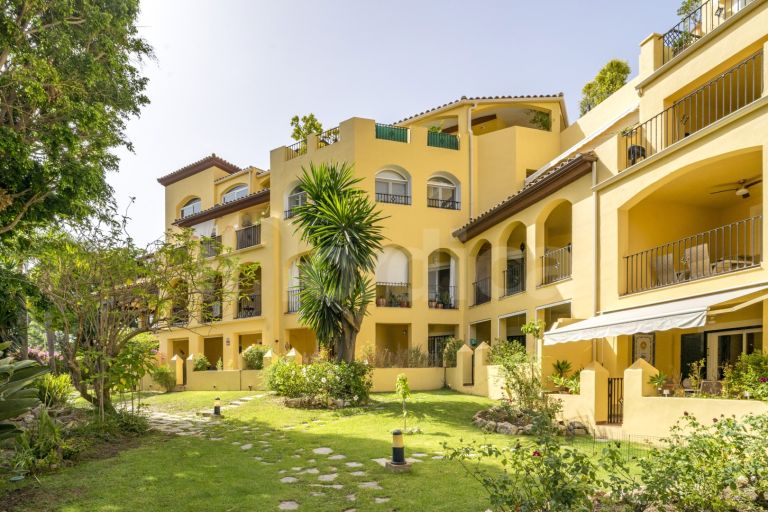Apartamento en venta en Guadalmina Alta