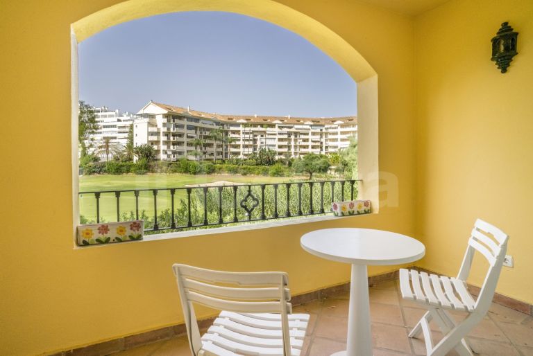 Apartamento en venta en Guadalmina Alta