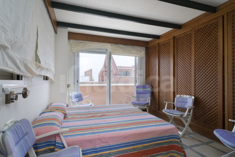 Takvåning till salu i Magna Marbella