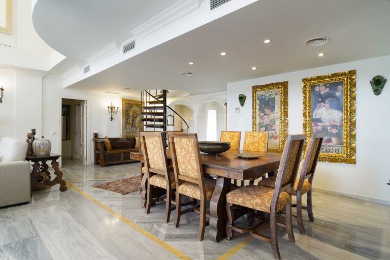 Ático en venta en Magna Marbella