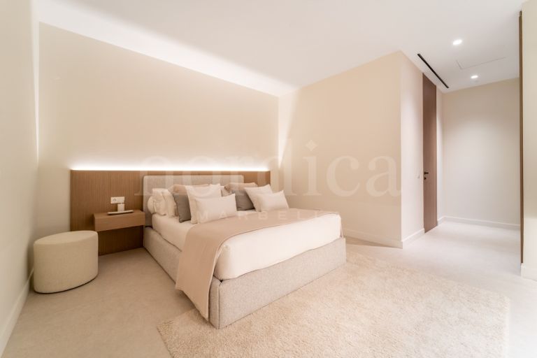 Villa till salu i Los Monteros Playa