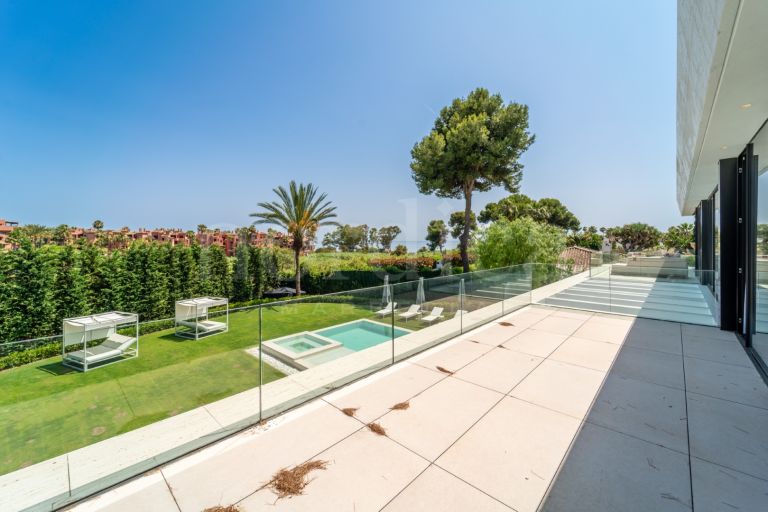 Villa till salu i Los Monteros Playa