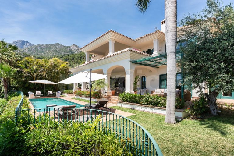 Villa till salu i Cascada de Camojan
