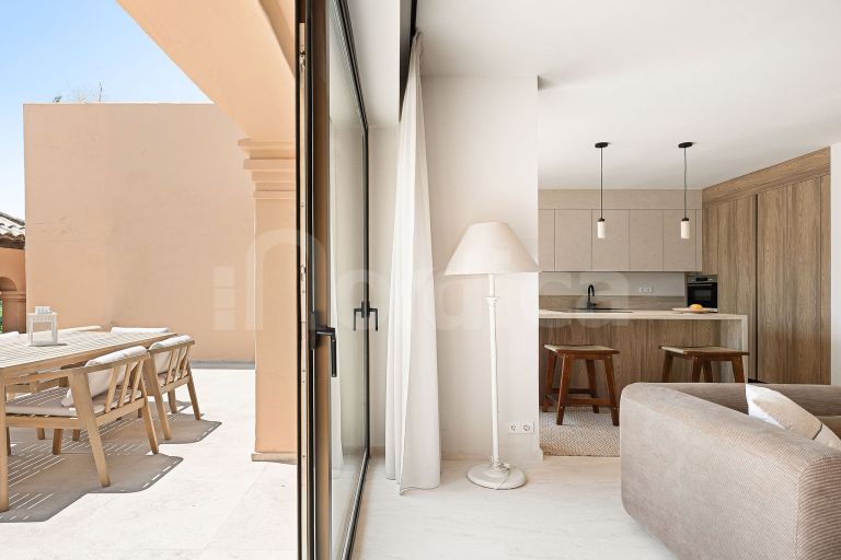 Duplex Penthouse for sale in La Cartuja del Golf
