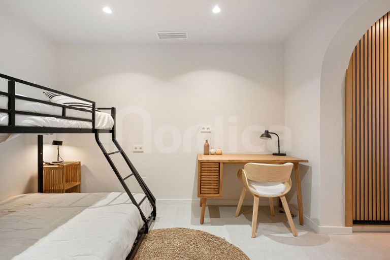Duplex Penthouse for sale in La Cartuja del Golf