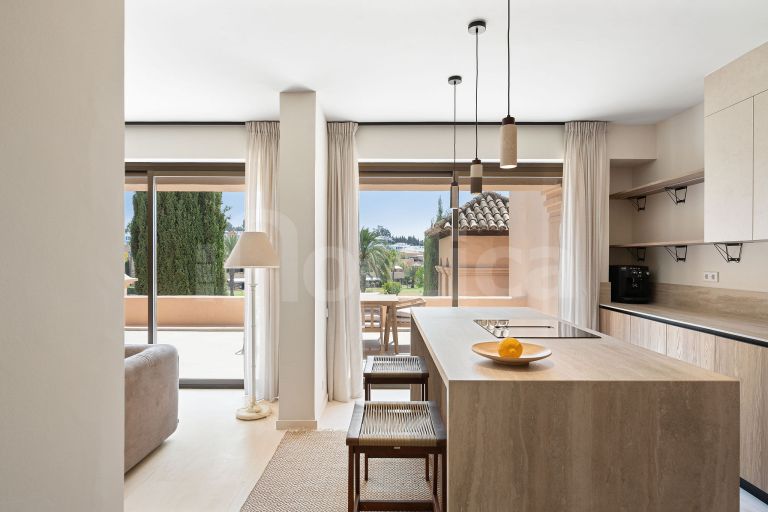 Duplex Penthouse for sale in La Cartuja del Golf