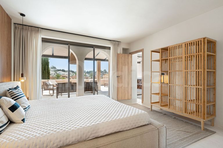 Duplex Penthouse for sale in La Cartuja del Golf