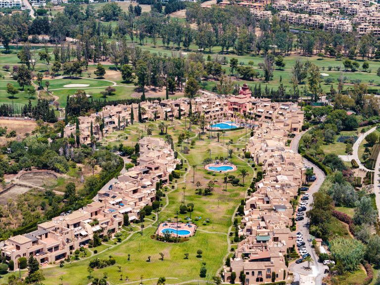 Duplex Penthouse for sale in La Cartuja del Golf