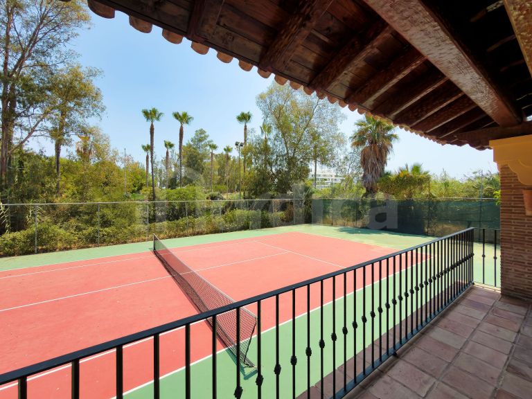 Duplex Penthouse for sale in La Cartuja del Golf